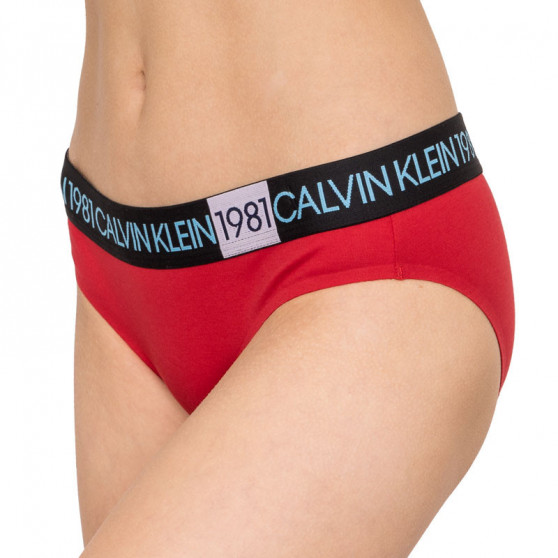 Majtki damskie Calvin Klein czerwony (QF5449E-3YQ)