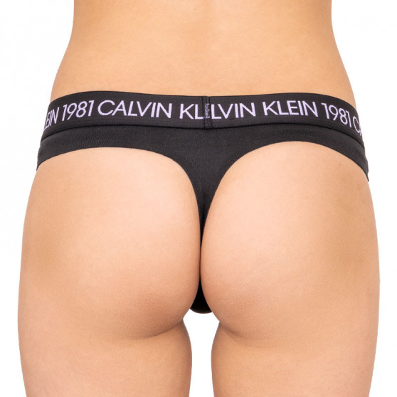 Stringi damskie Calvin Klein czarny (QF5448E-001)